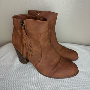 Madden Girl Camel G-Dante Bootie Sz11